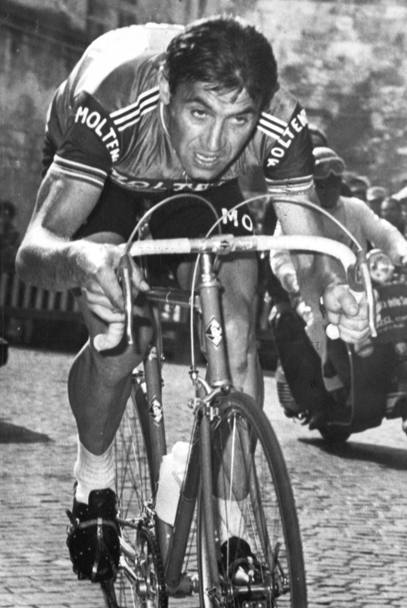 Giro d&#39;Italia 1976: al massimo dello sforzo nella tappa a cronometro di Ostuni, vinta da Francesco Moser (Ap)